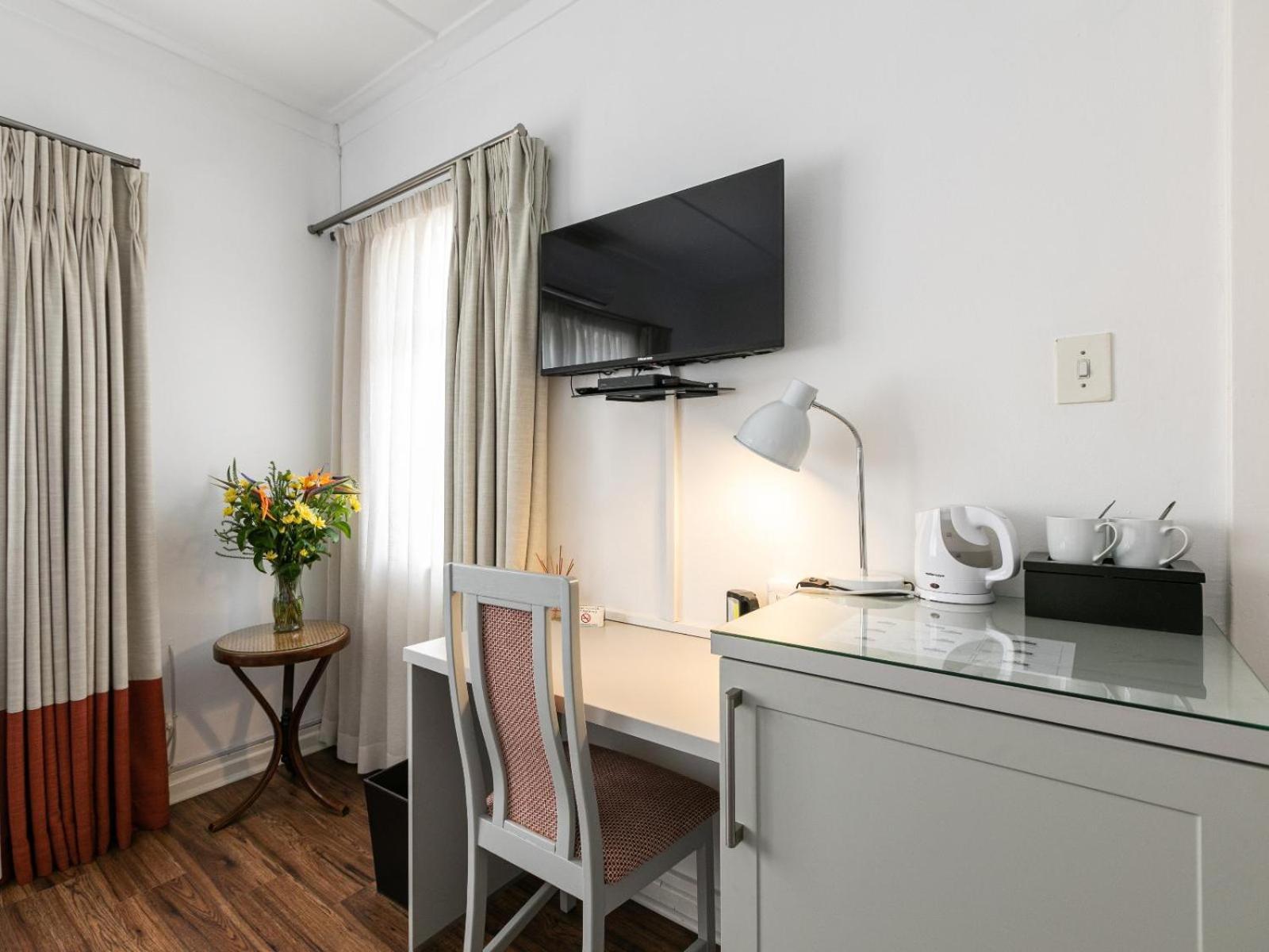 Emmarentia Guest House Йоханнесбург Экстерьер фото